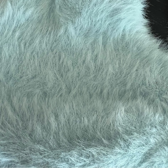 NWT For love and lemons Devon Luxe Plush Fuzzy Cropped Lounge Bra Crop top - Picture 9 of 16